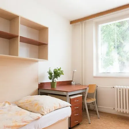 Vandrarhem Gprooms - Pod Palackeho Vrchem Brno