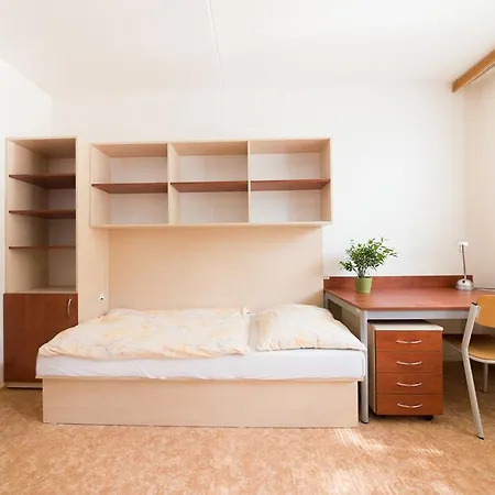 Gprooms - Pod Palackeho Vrchem Брно