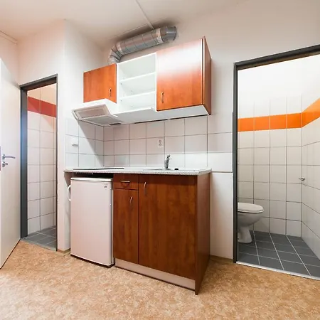 Gprooms - Pod Palackeho Vrchem Vandrarhem
