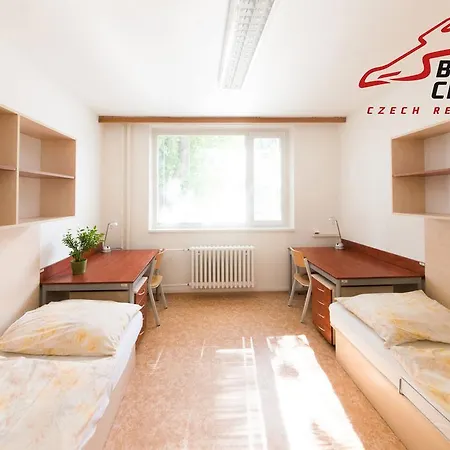 Gprooms - Pod Palackeho Vrchem * 布尔诺